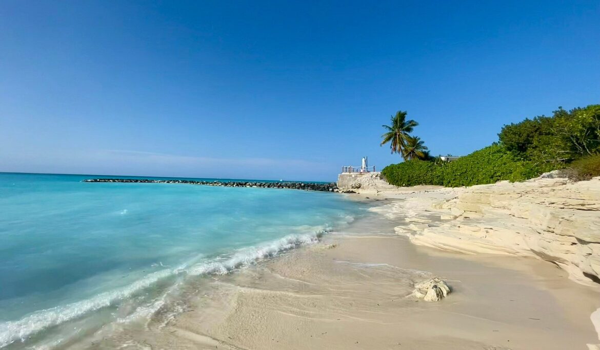 Historic $1.2B Palace Resorts Development Announced for Turks and Caicos